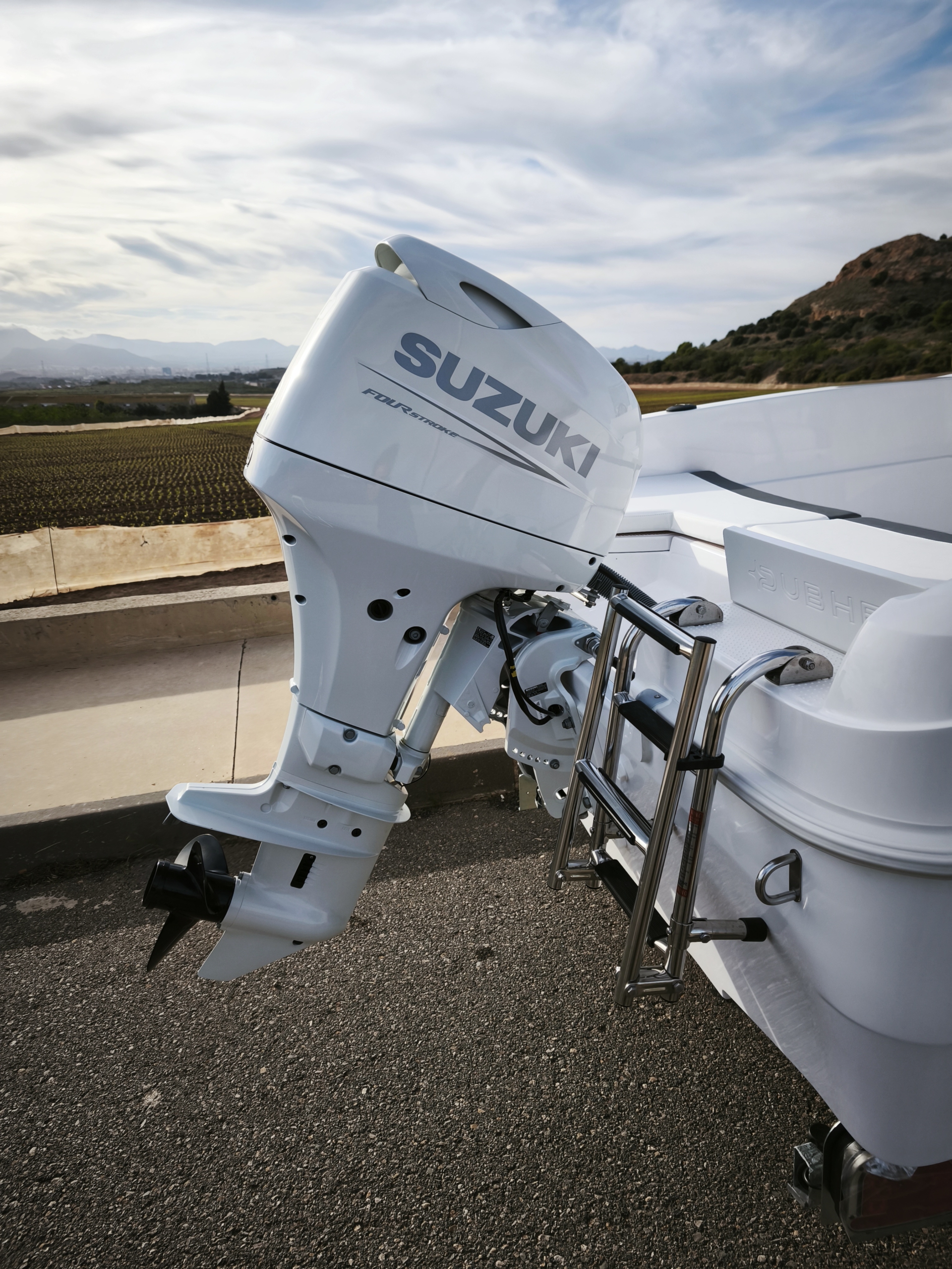 DUBHE ARENA 455-SUZUKI 50 HP **STOCK** - Imagen 3