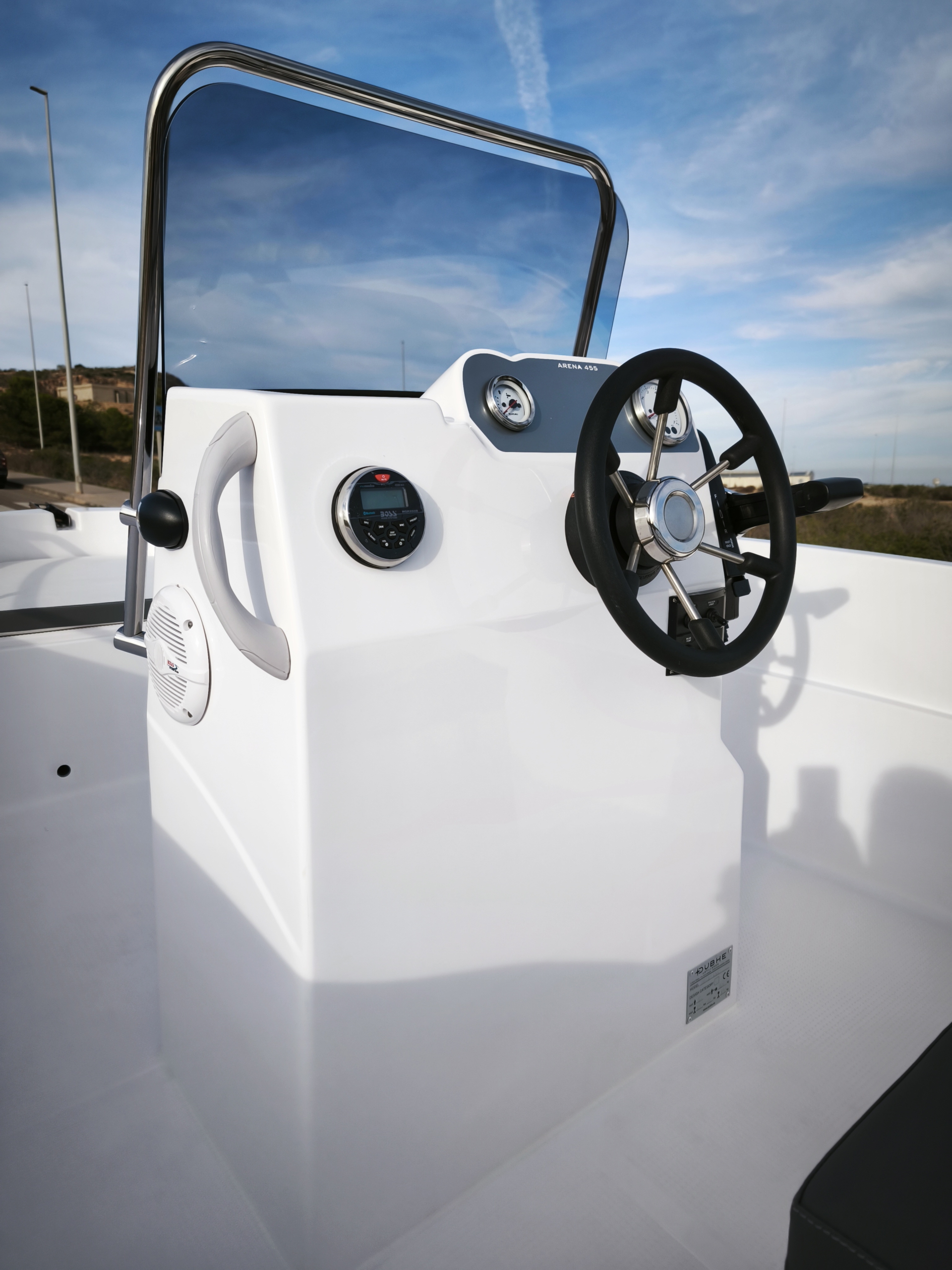DUBHE ARENA 455-SUZUKI 50 HP **STOCK** - Imagen 5