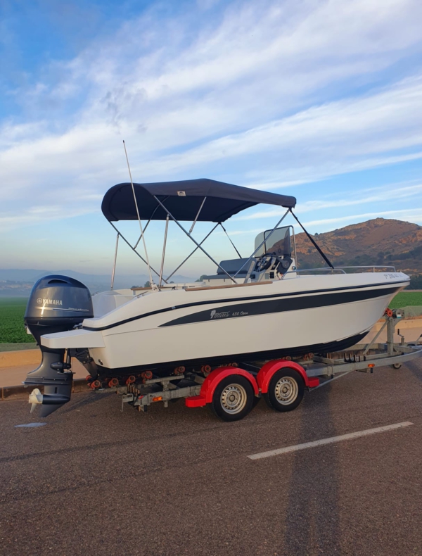 NAUTIPOL 630 OPEN CON YAMAHA F115 (AÑO 2023 Y 15 HORAS) - Imagen 3