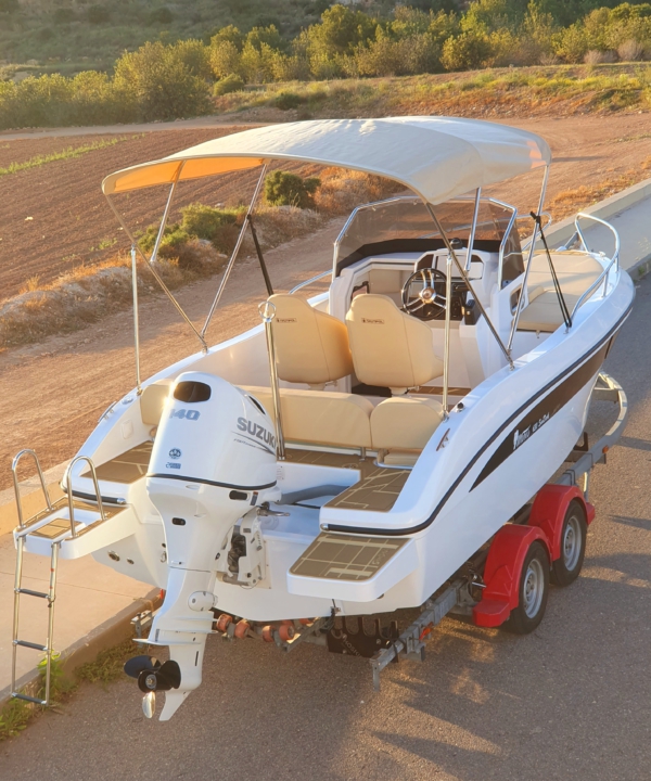 7 MARES 630 SUNDECK-SUZUKI 140 HP - Imagen 8