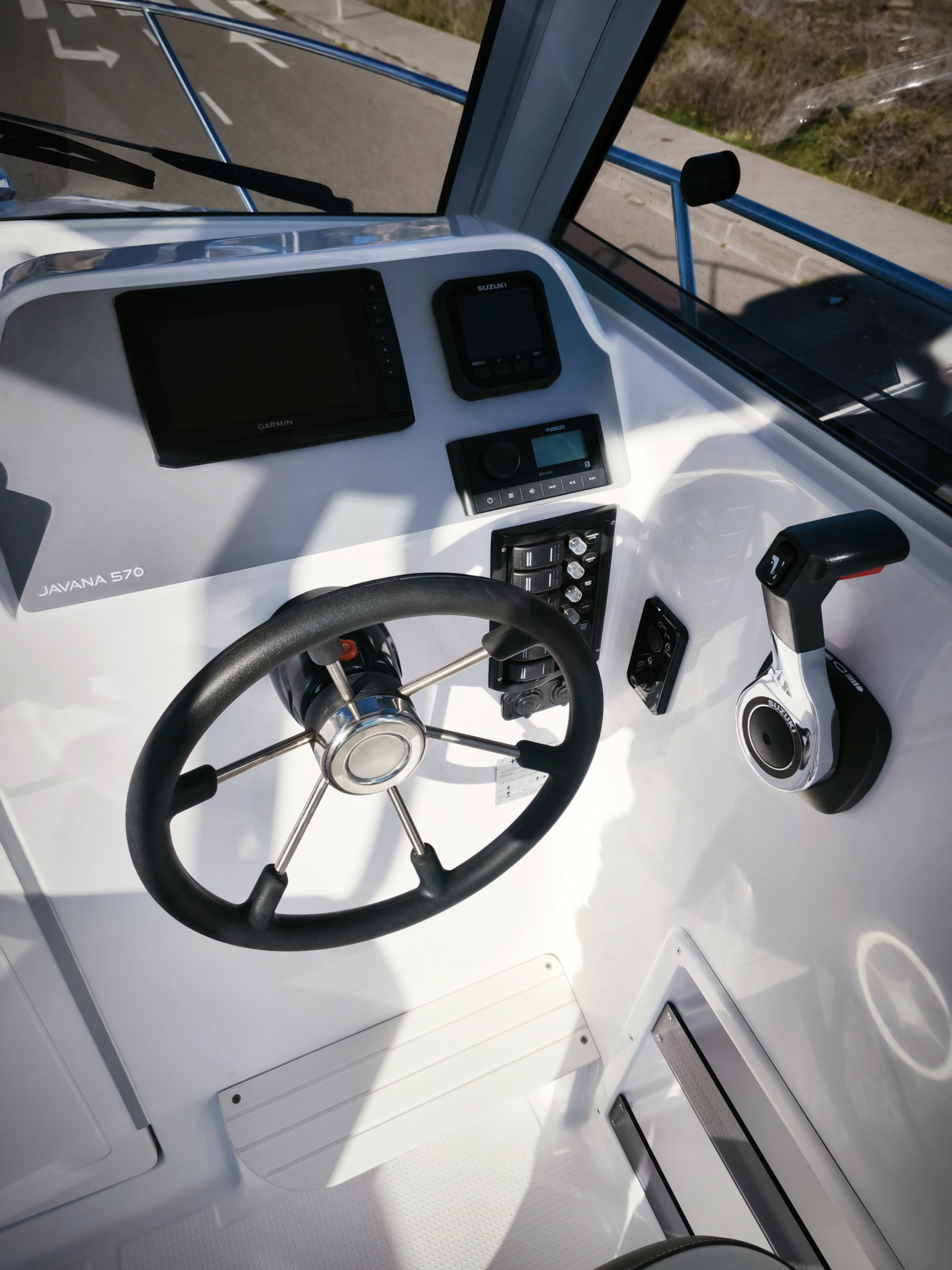 DUBHE JAVANA 570-SUZUKI DF 115 **STOCK 2026** - Imagen 10