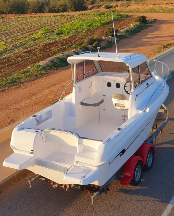 DUBHE JAVANA 570 CON SUZUKI DF 115 (BLANCO)