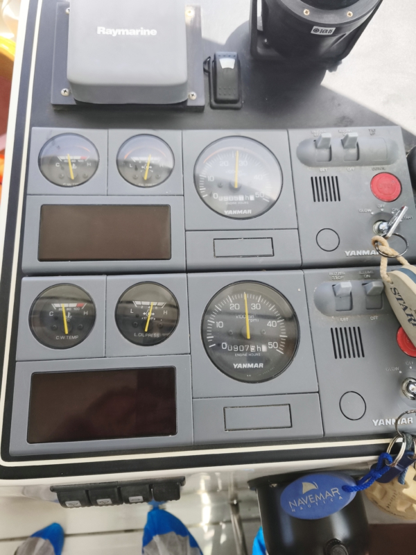 STARFISHER 840 WA (2005)- 2X YANMAR 4LH **REFFIT COMPLETO AÑO 2024** - Imagen 15